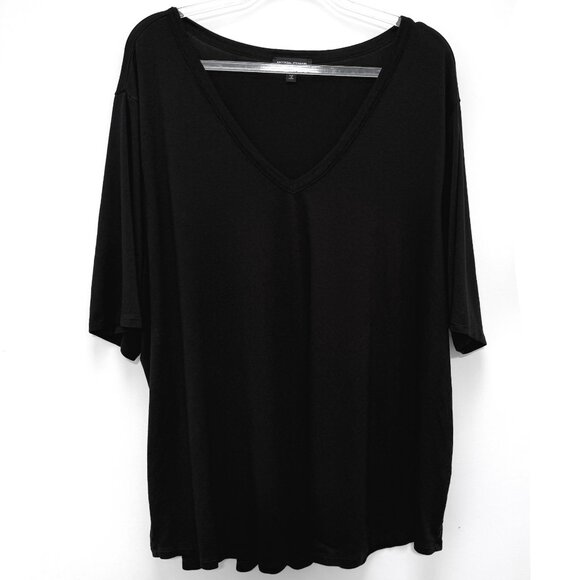 Universal Standard Lily Liquid Jersey V Neck Tee L 22/24 Black - Picture 6 of 8
